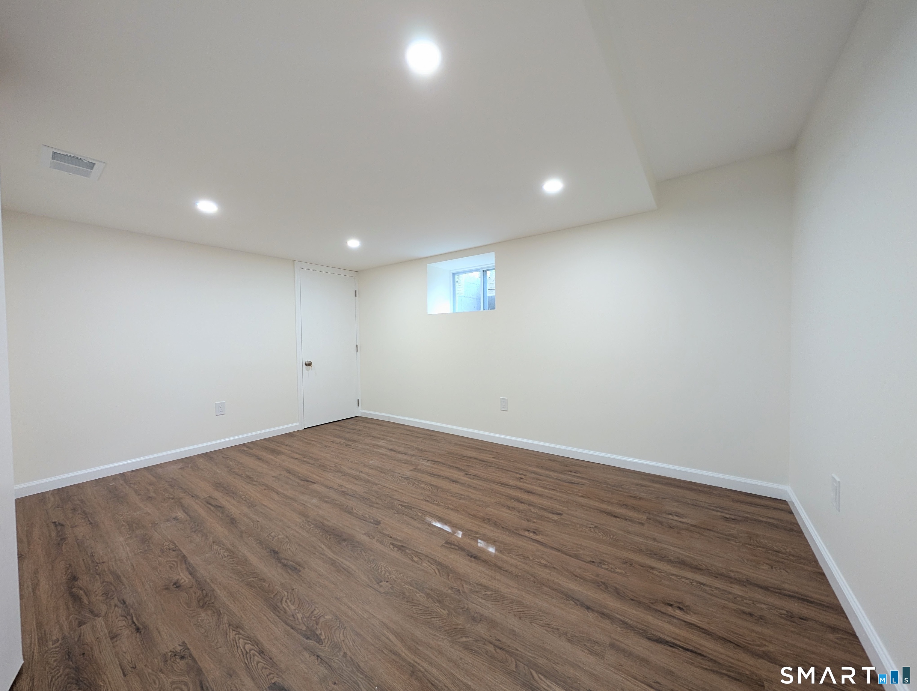 1996 Huntington Road Stratford CT 06615
