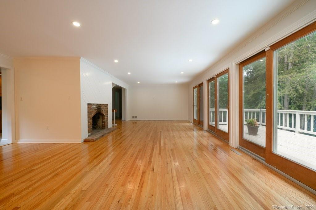 10 Sutton Place Cheshire CT 06410