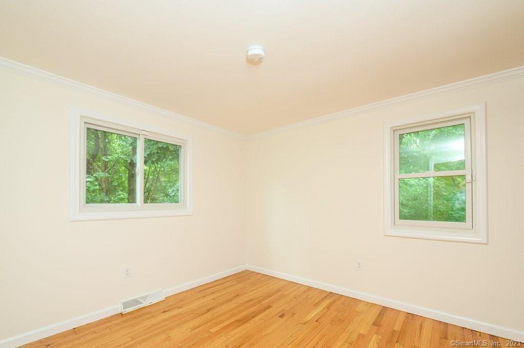 10 Sutton Place Cheshire CT 06410