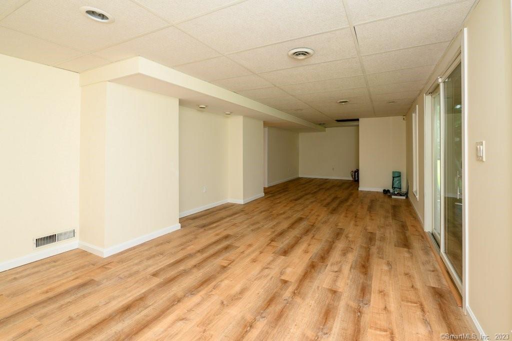 10 Sutton Place Cheshire CT 06410