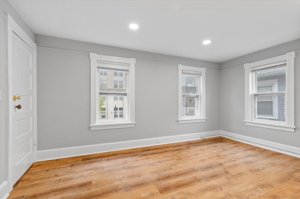 816 Pacific Street Stamford CT 06902