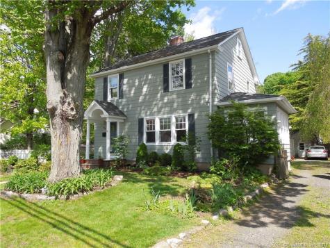 838 Mill Plain Road Fairfield CT 06824