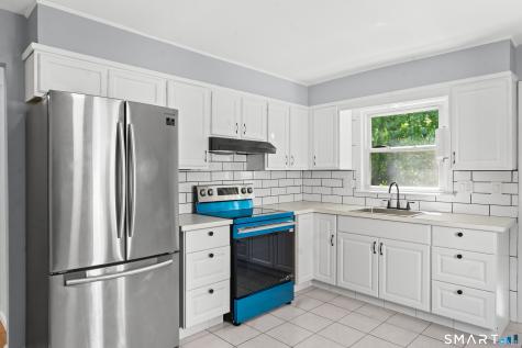 22 Irving Place Danbury CT 06810
