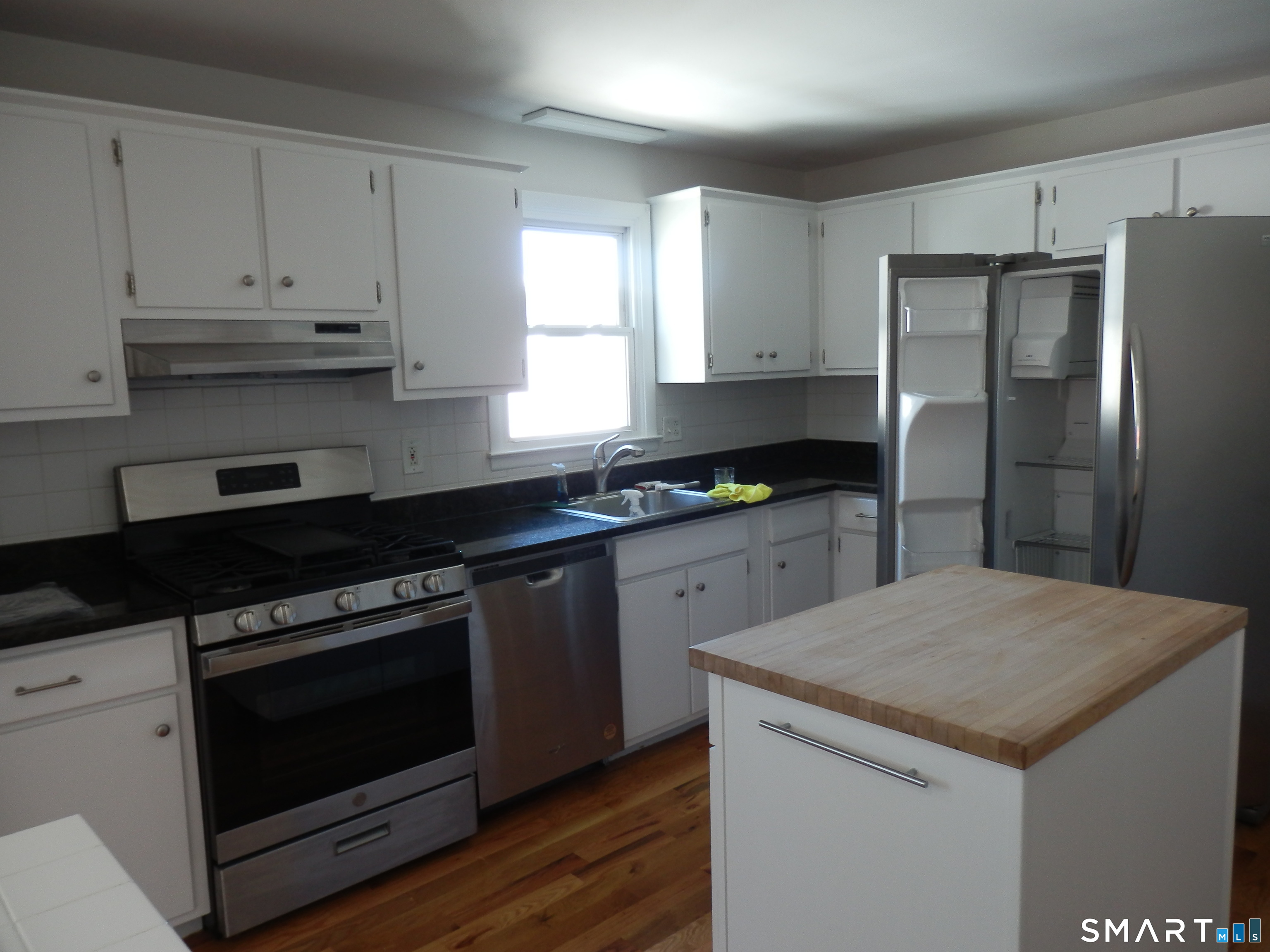 306 Grovers Avenue Bridgeport CT 06605
