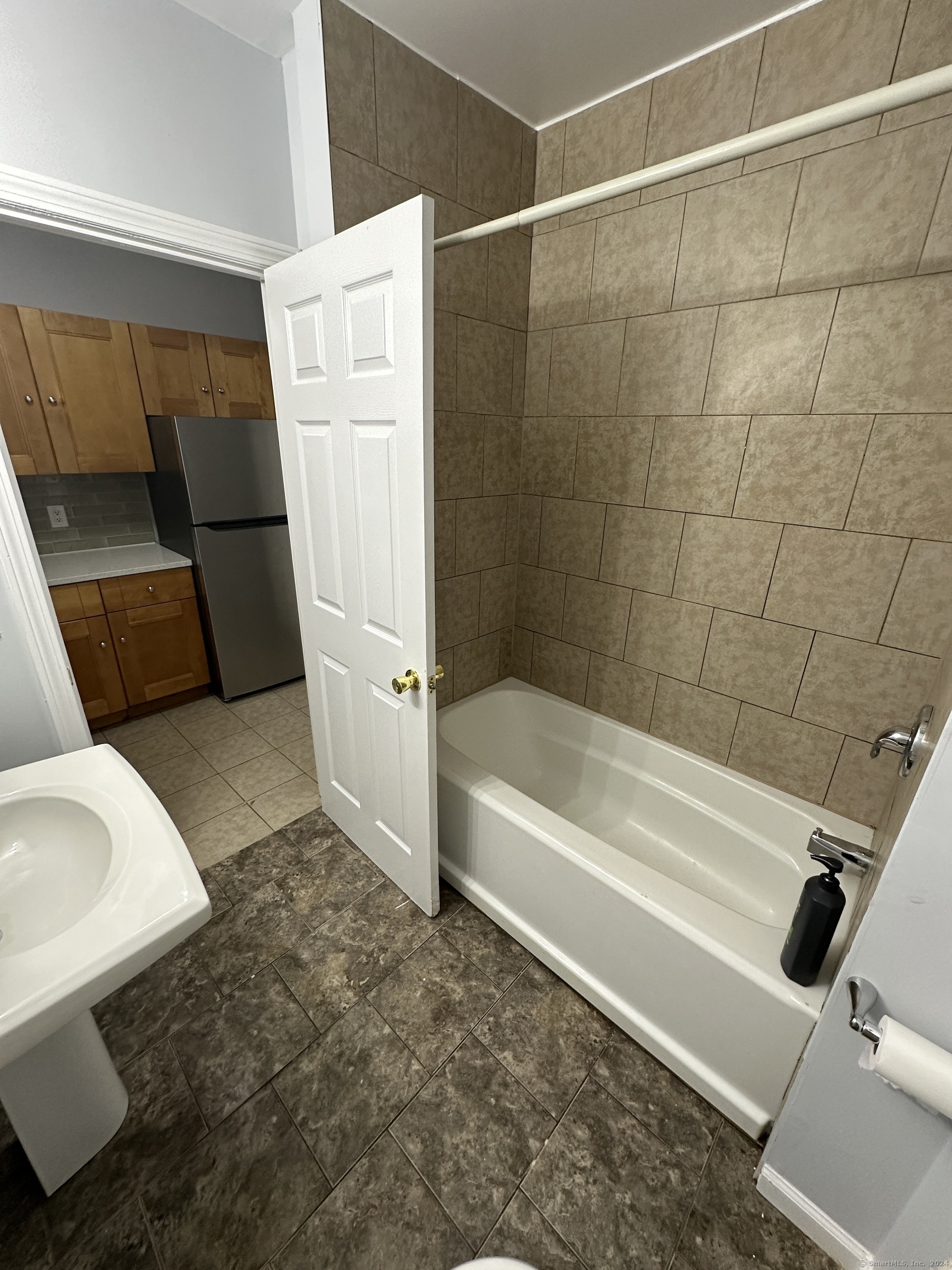 49 Howard Street Waterbury CT 06705