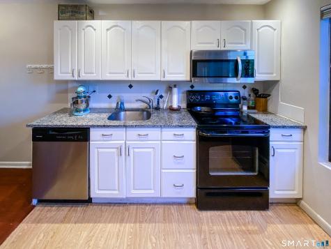 79 Highview Avenue Stamford CT 06907