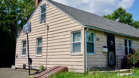 223 Pearl Harbor Street Bridgeport CT 06610