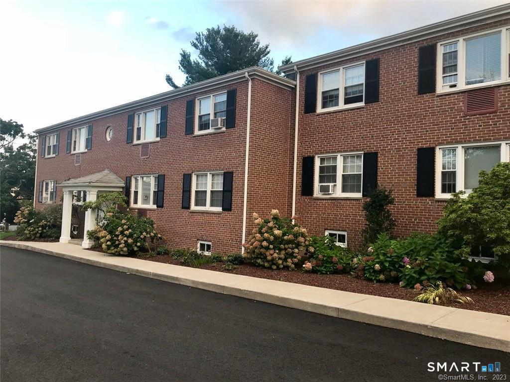 747 North Main Street West Hartford CT 06117