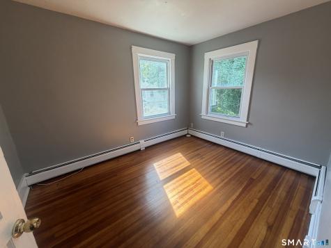 10 Bank Street Manchester CT 06040