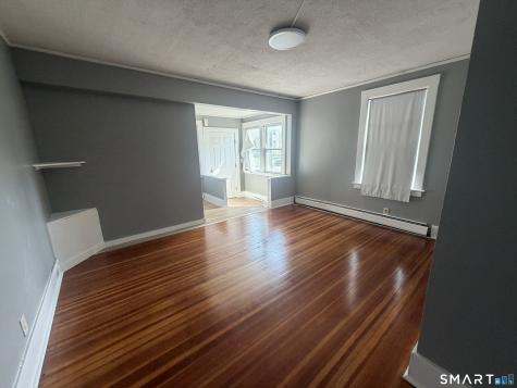 10 Bank Street Manchester CT 06040