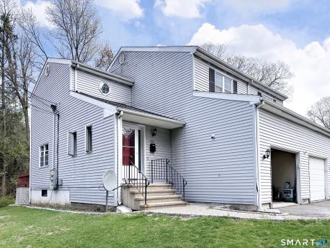 203 Capewell Avenue Waterbury CT 06708