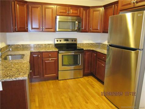 24 Hartford Road Salem CT 06420