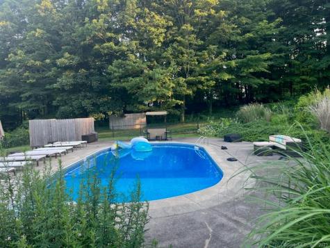 17 Dahlia Lane Redding CT 06896