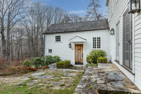 32 Battle Swamp Road Roxbury CT 06783
