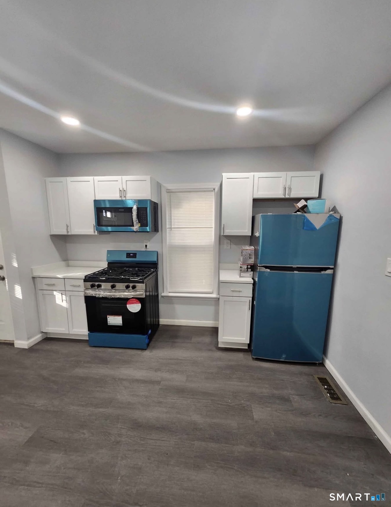 1857 Central Avenue Bridgeport CT 06610