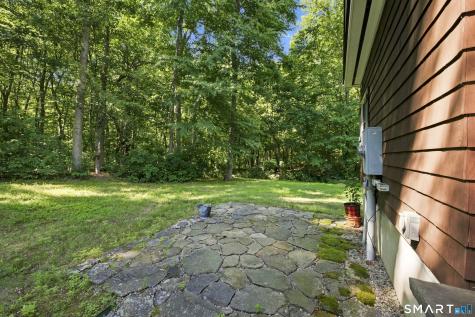 82 Laurel Lane Ridgefield CT 06877