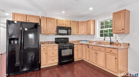 82 Laurel Lane Ridgefield CT 06877