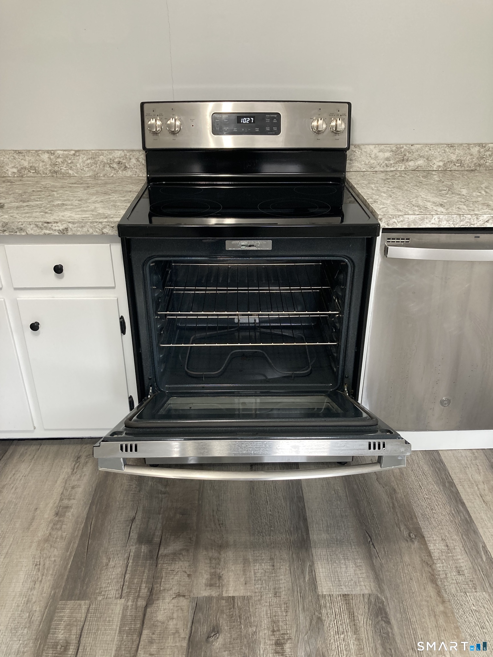 10 Phelps Lane Deep River CT 06417