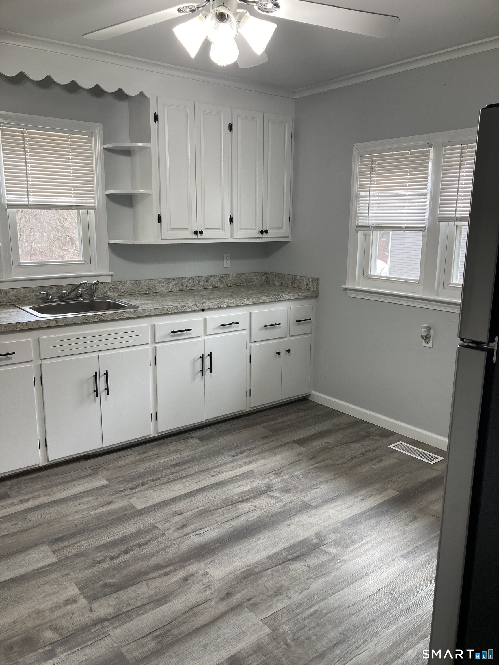 10 Phelps Lane Deep River CT 06417