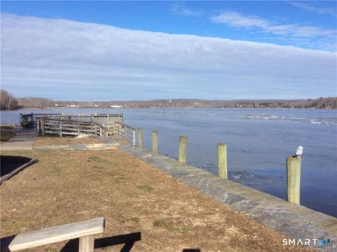 10 Phelps Lane Deep River CT 06417
