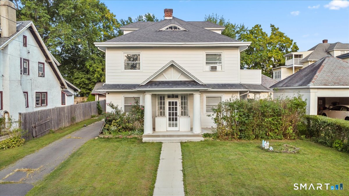 16 Lilley Road West Hartford CT 06119