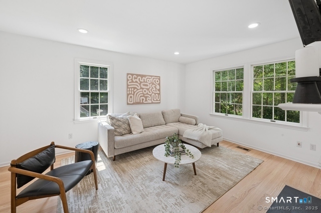 88 Edward Place Stamford CT 06905