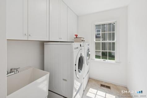 88 Edward Place Stamford CT 06905