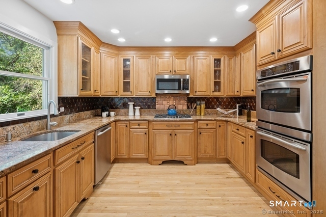 88 Edward Place Stamford CT 06905