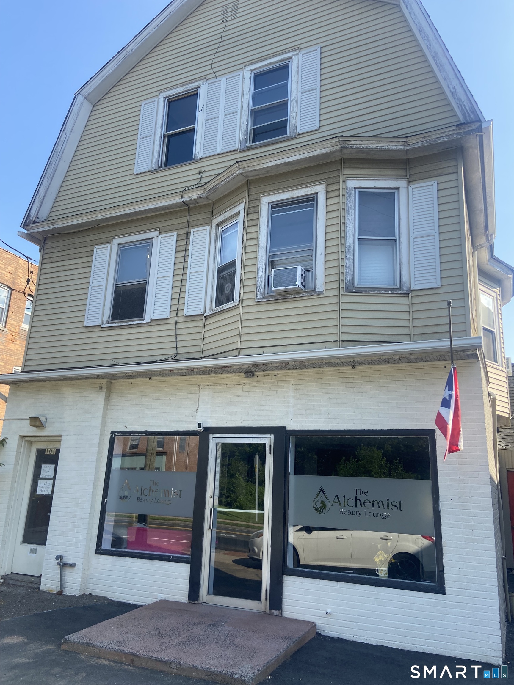 99-101 Poquonock Avenue Windsor CT 06095