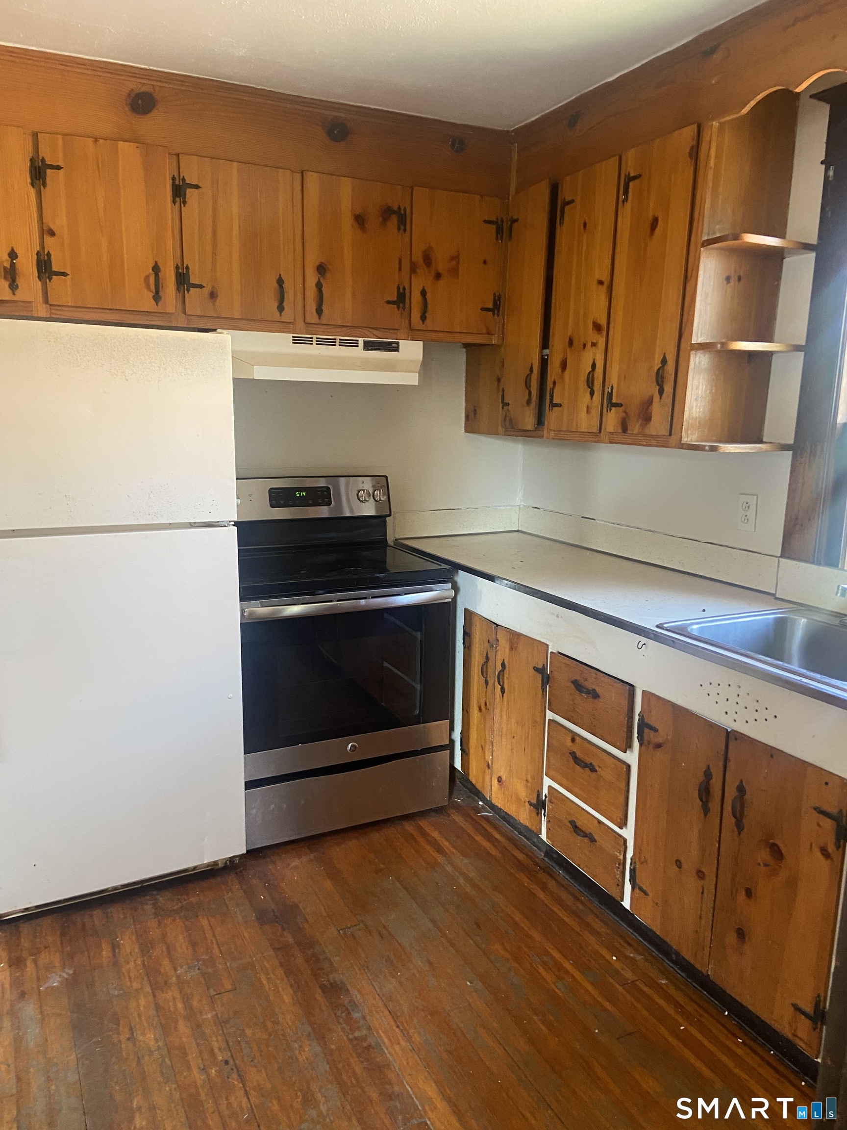 99-101 Poquonock Avenue Windsor CT 06095