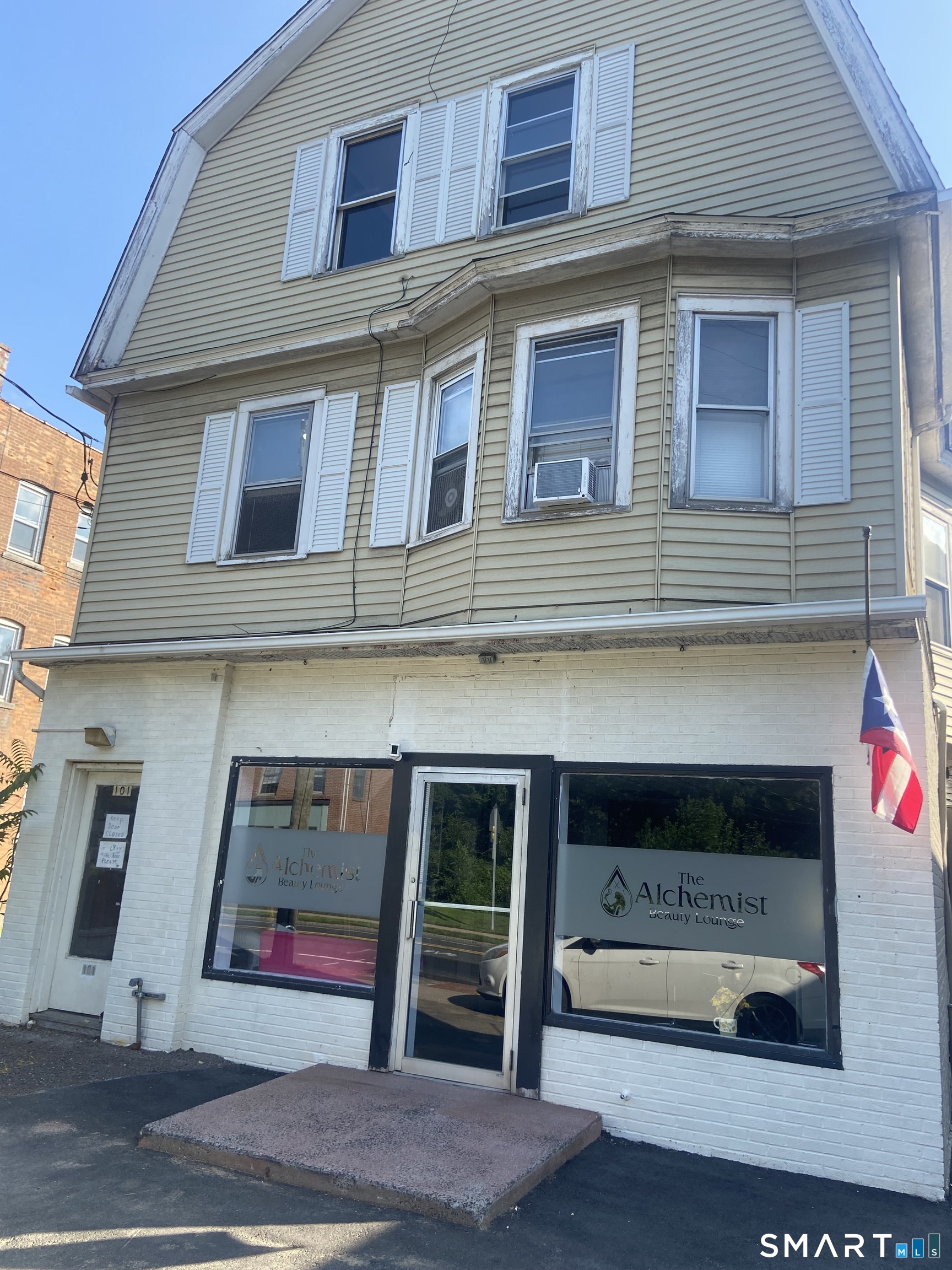 99-101 Poquonock Avenue Windsor CT 06095