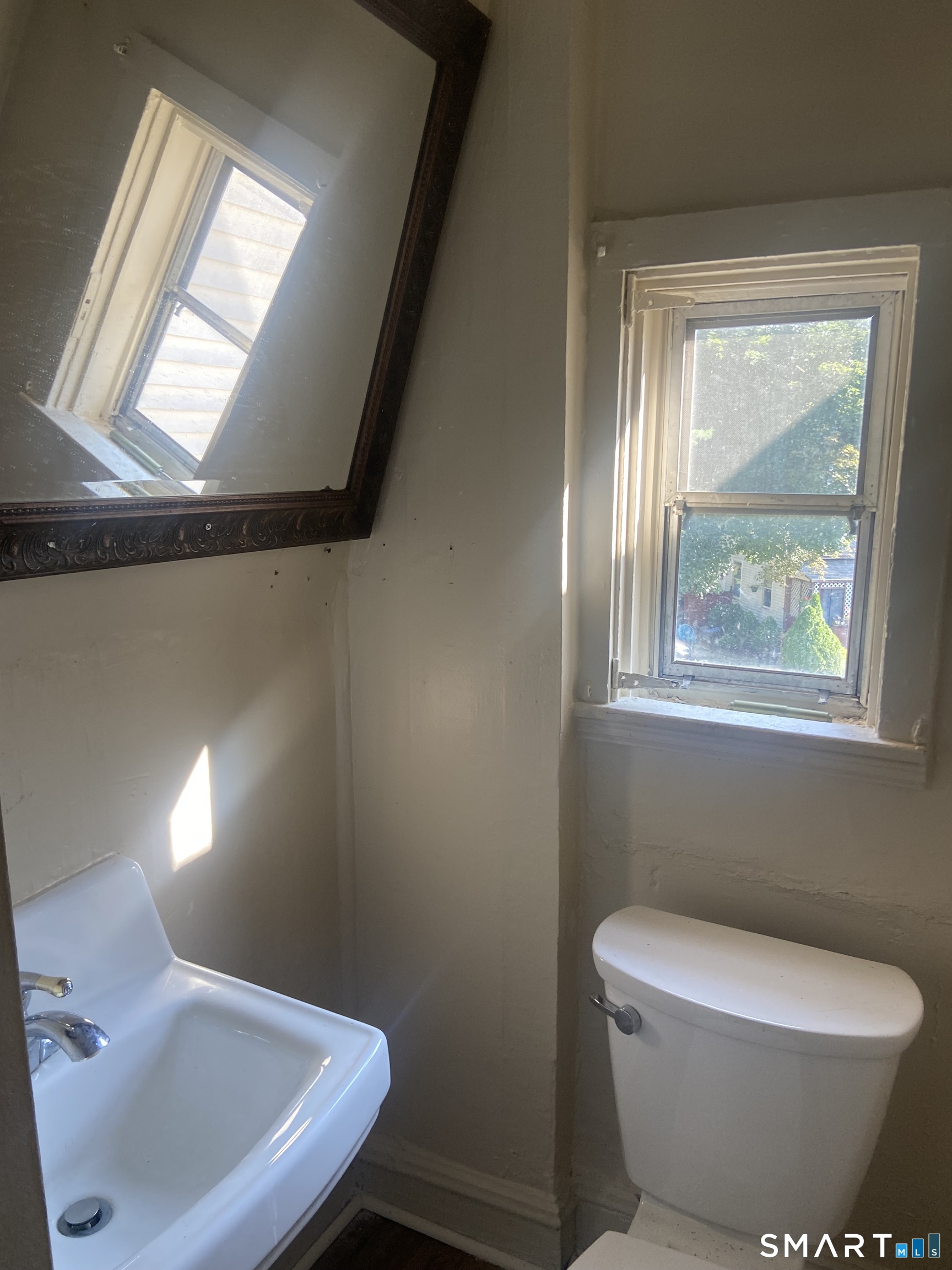 99-101 Poquonock Avenue Windsor CT 06095