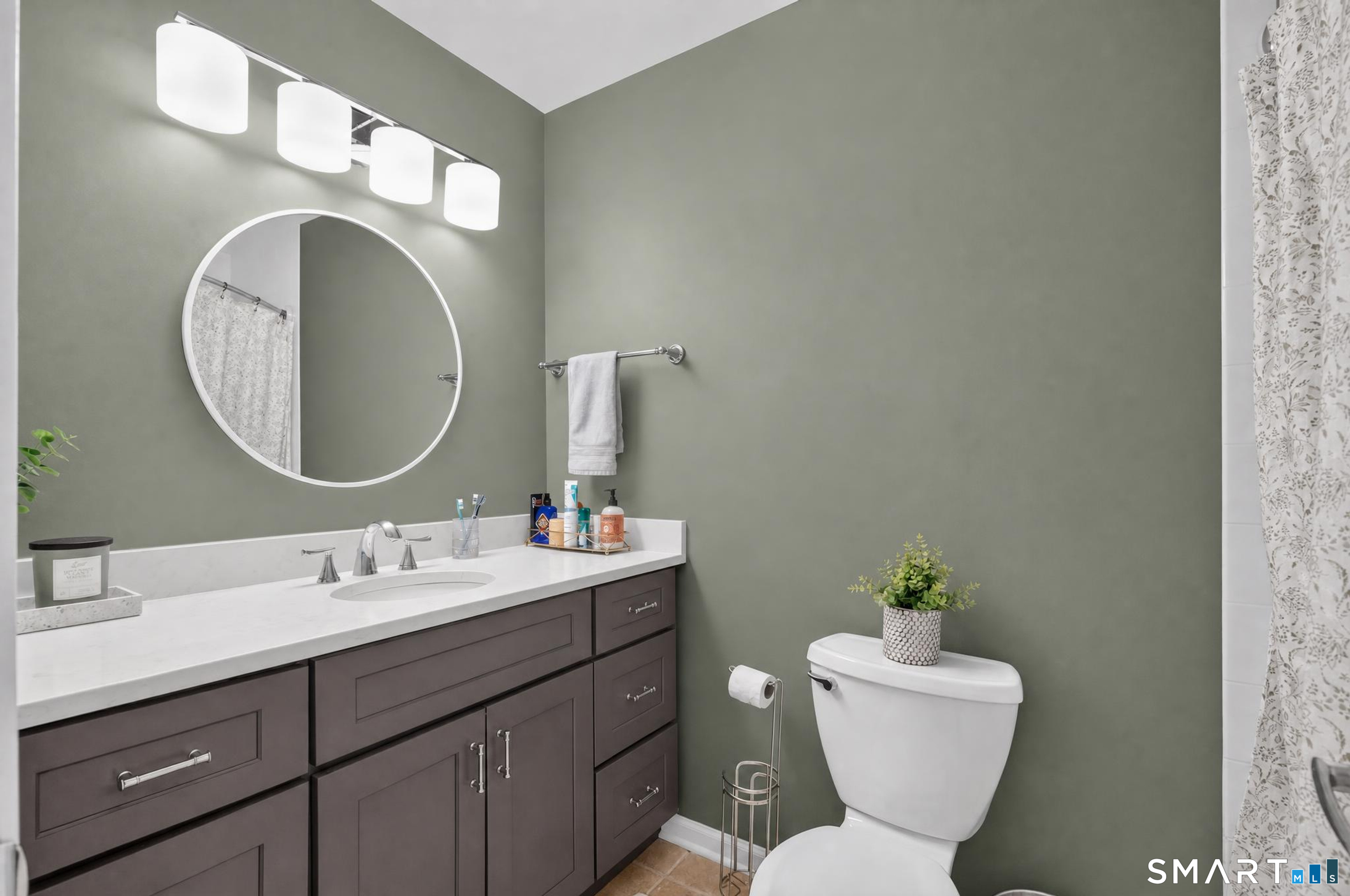 22 Seabreeze Avenue Milford CT 06460