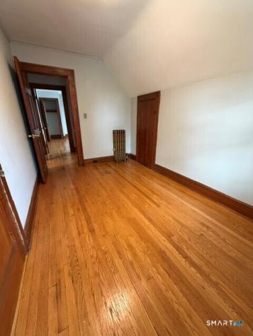 82 Scofield Avenue Bridgeport CT 06605