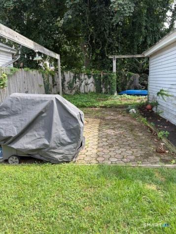 82 Scofield Avenue Bridgeport CT 06605