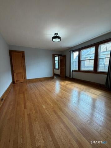 82 Scofield Avenue Bridgeport CT 06605