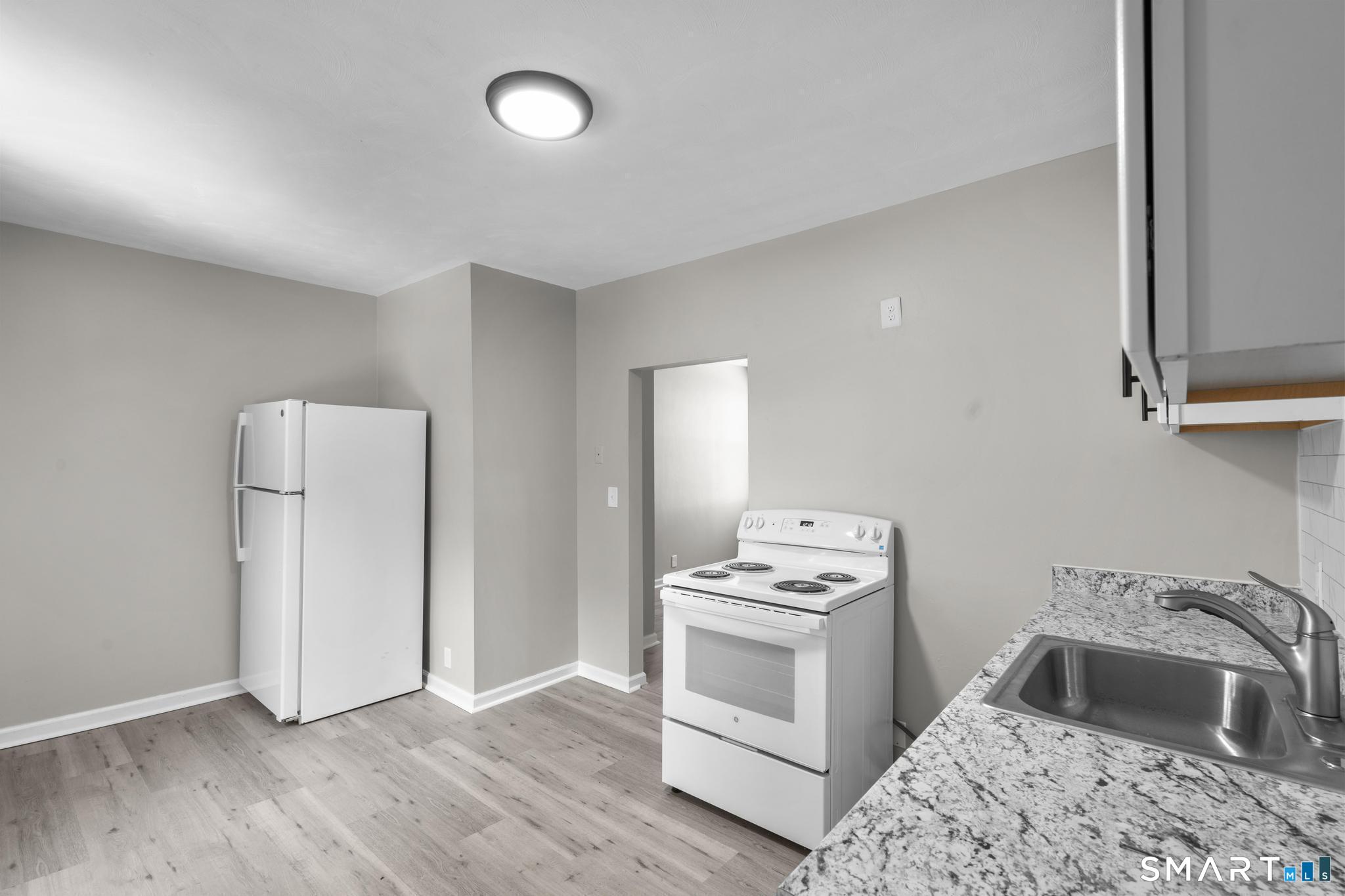 106 Birch Street Manchester CT 06040