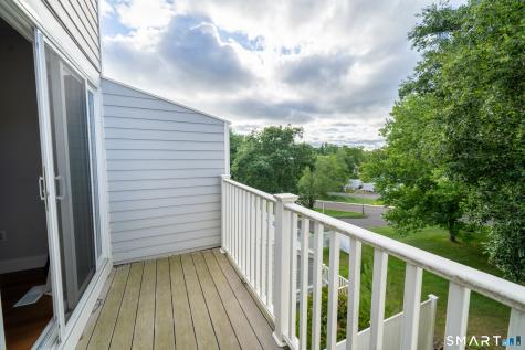 6 Peddlars Drive Branford CT 06405