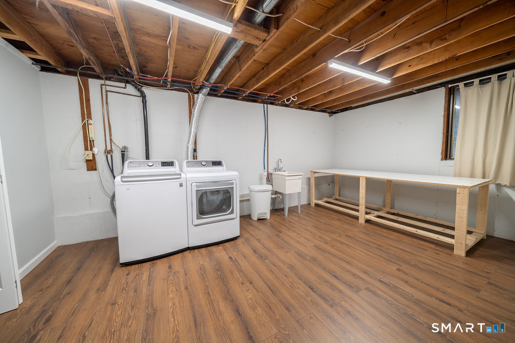 6 Peddlars Drive Branford CT 06405