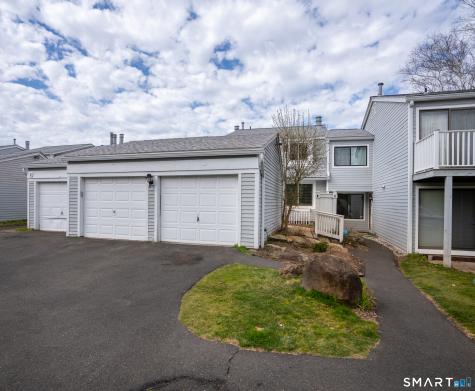 6 Peddlars Drive Branford CT 06405