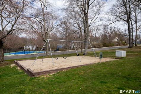 6 Peddlars Drive Branford CT 06405