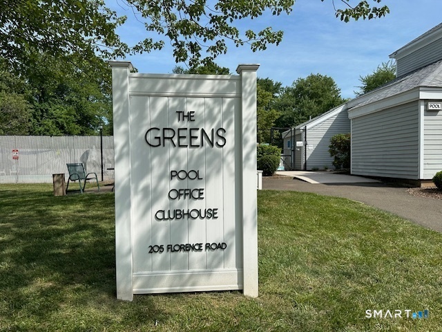 6 Peddlars Drive Branford CT 06405
