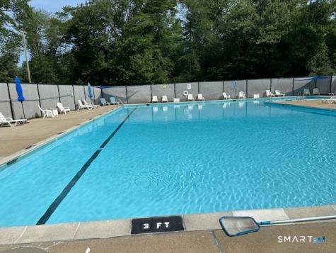 6 Peddlars Drive Branford CT 06405
