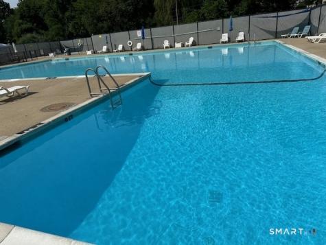 6 Peddlars Drive Branford CT 06405