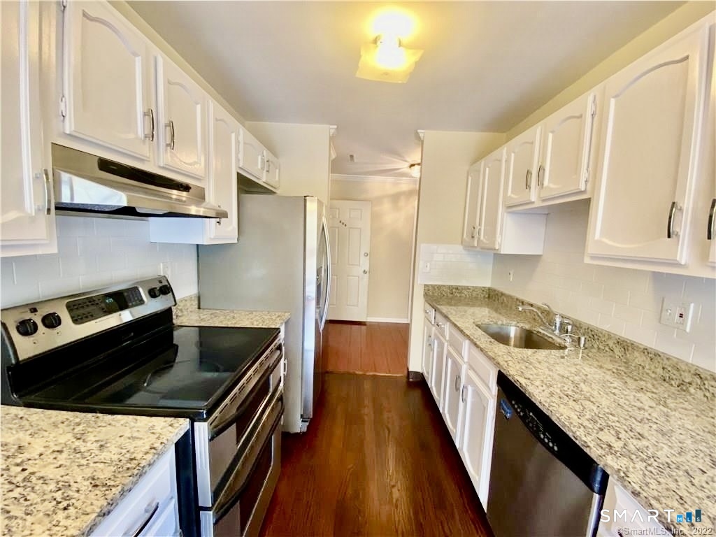 1 Valley Road Stamford CT 06902