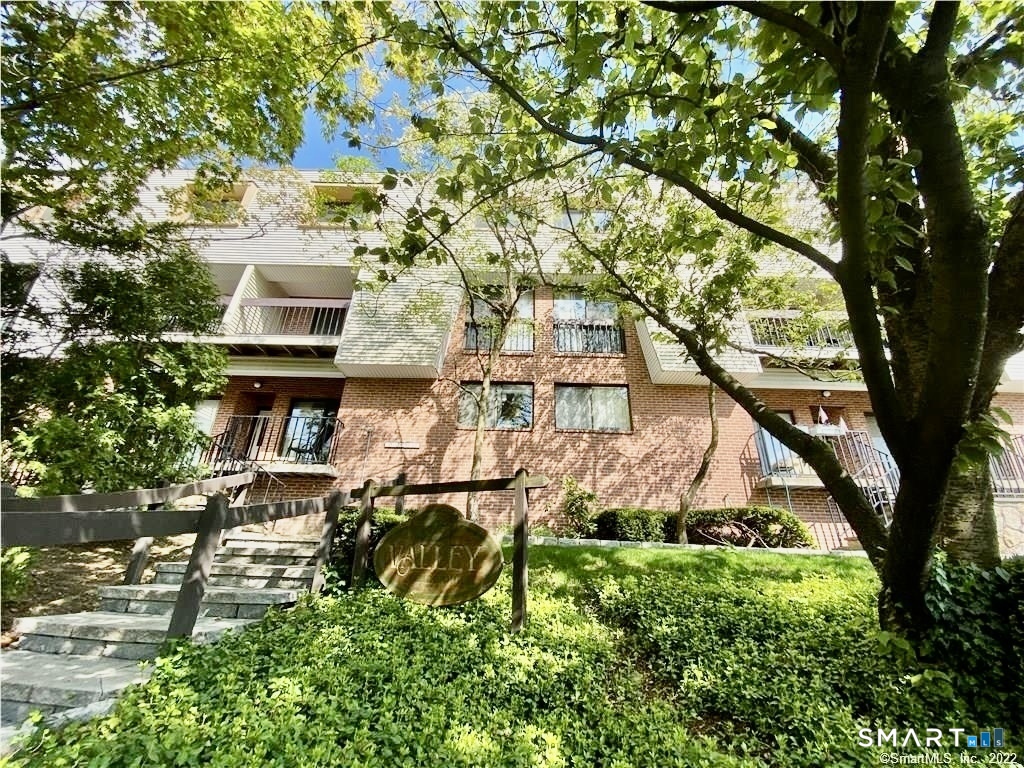 1 Valley Road Stamford CT 06902