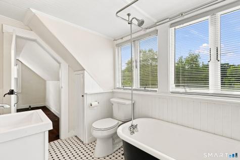 219 Flax Hill Road Norwalk CT 06854