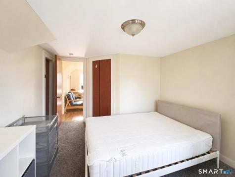 26 Compton Street New Haven CT 06511