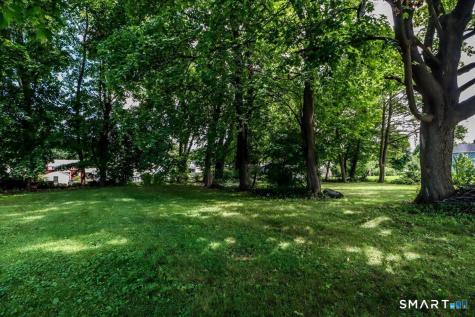 4 Edgewood Street Danbury CT 06810