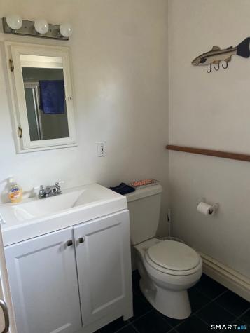 33 Grove Avenue Madison CT 06443